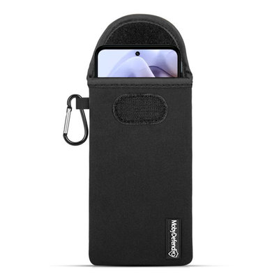 Hoesje voor Motorola Moto G31 / Moto G41 - MobyDefend Neopreen Pouch Met Karabijnhaak - Insteekhoesje - Riemlus Hoesje - Zwart