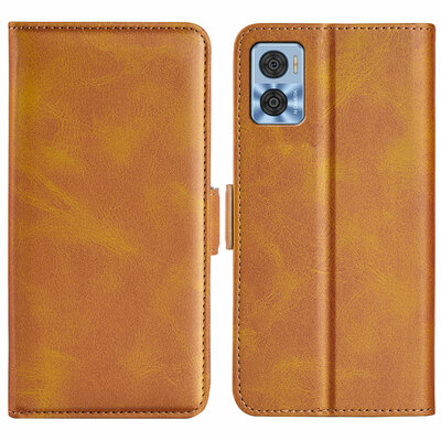 Motorola Moto E22 / E22i Hoesje - MobyDefend Luxe Wallet Book Case (Sluiting Zijkant) - Lichtbruin
