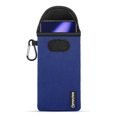 Hoesje voor OnePlus 11 - MobyDefend Neopreen Pouch Met Karabijnhaak - Insteekhoesje - Riemlus Hoesje - Blauw