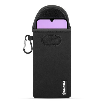 Hoesje voor Samsung Galaxy A15 - MobyDefend Neopreen Pouch Met Karabijnhaak - Insteekhoesje - Riemlus Hoesje - Zwart