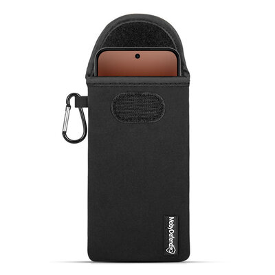 Hoesje voor Oppo A7 Pro - MobyDefend Neopreen Pouch Met Karabijnhaak - Insteekhoesje - Riemlus Hoesje - Zwart