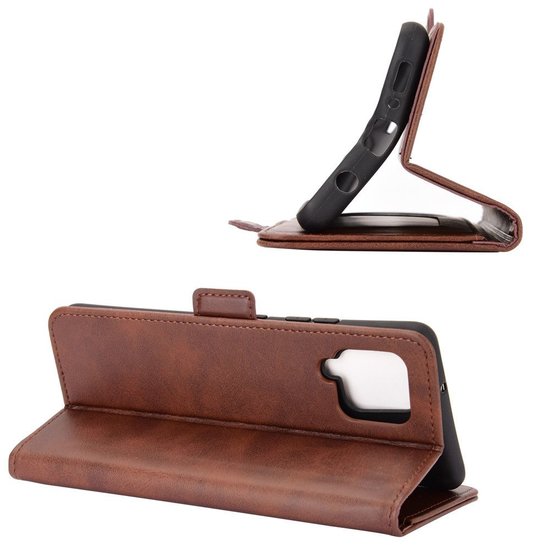 Samsung Galaxy A12 / M12 Hoesje - MobyDefend Luxe Wallet Book Case (Sluiting Zijkant) - Bruin