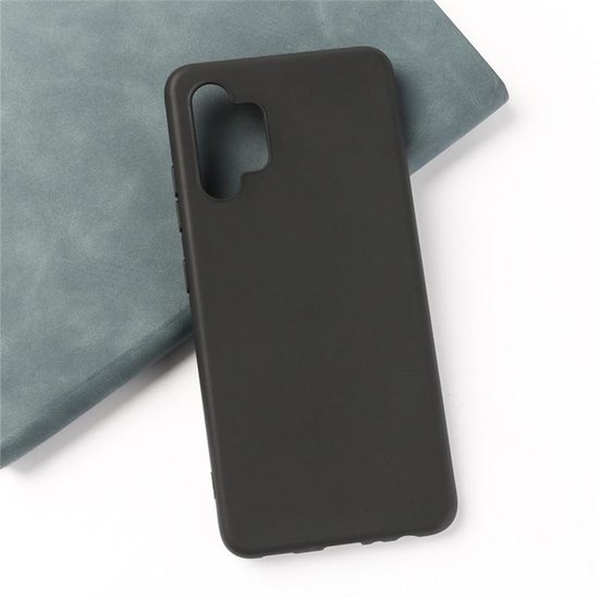 Samsung Galaxy A32 (4G) Hoesje - MobyDefend TPU Backcover - Mat Zwart