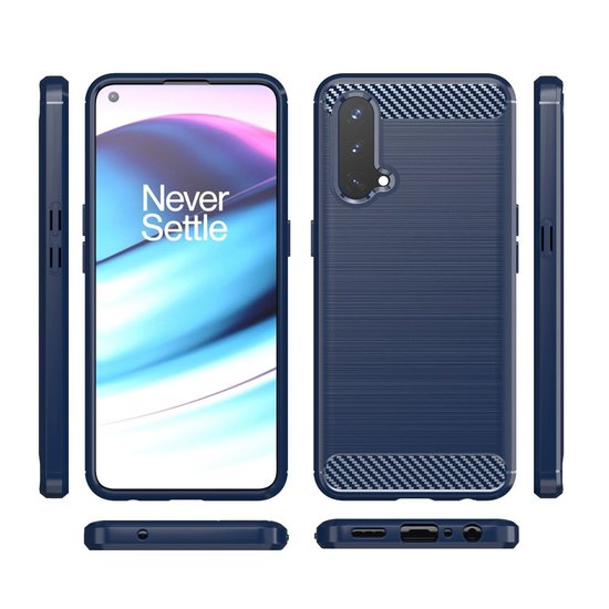 OnePlus Nord CE Hoesje - MobyDefend TPU Backcover - Geborstelde Metaal &amp; Carbon-Look - Navy Blauw