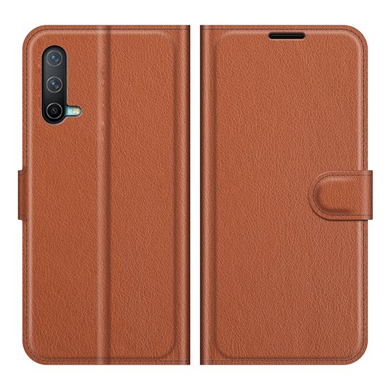 OnePlus Nord CE Hoesje - MobyDefend Kunstleren Wallet Book Case (Sluiting Voorkant) - Bruin