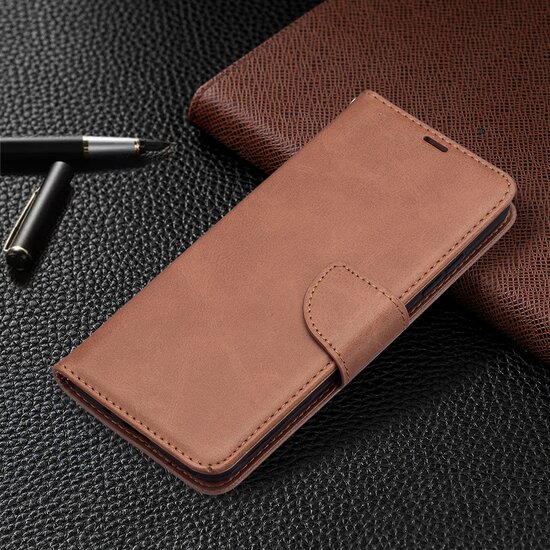 Nokia 1.4 Hoesje - MobyDefend Wallet Book Case Met Koord - Bruin