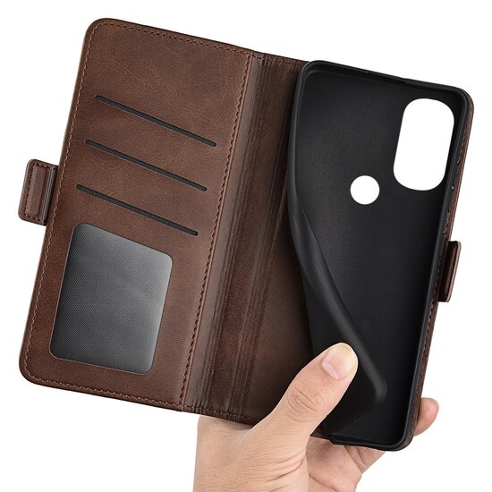 Motorola Moto G71 Hoesje - MobyDefend Luxe Wallet Book Case (Sluiting Zijkant) - Bruin