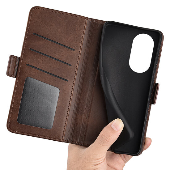 Motorola Edge 30 Pro Hoesje - MobyDefend Luxe Wallet Book Case (Sluiting Zijkant) - Bruin