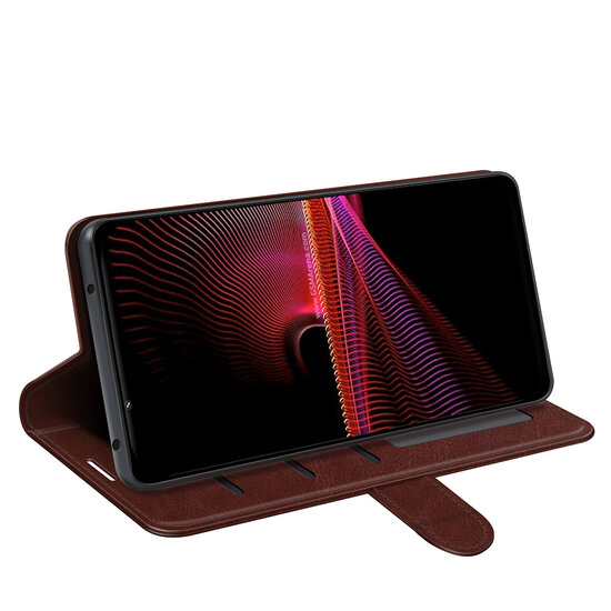 Sony Xperia 1 IV Hoesje - MobyDefend Wallet Book Case (Sluiting Achterkant) - Bruin
