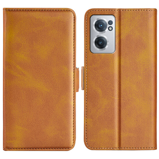 OnePlus Nord CE 2 Hoesje, MobyDefend Luxe Wallet Book Case (Sluiting Zijkant), Lichtbruin