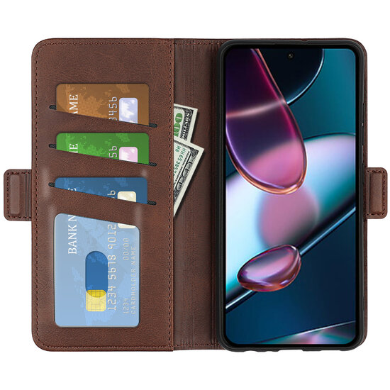 Motorola Edge 30 Hoesje - MobyDefend Luxe Wallet Book Case (Sluiting Zijkant) - Bruin