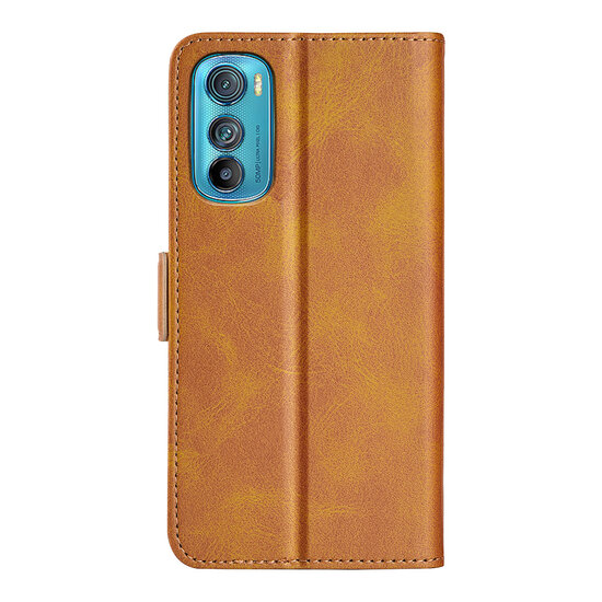 Motorola Edge 30 Hoesje, MobyDefend Luxe Wallet Book Case (Sluiting Zijkant), Lichtbruin