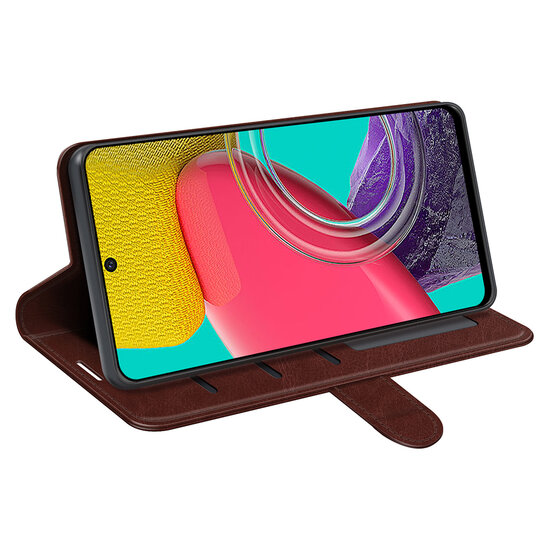 Samsung Galaxy M53 Hoesje - MobyDefend Wallet Book Case (Sluiting Achterkant) - Bruin