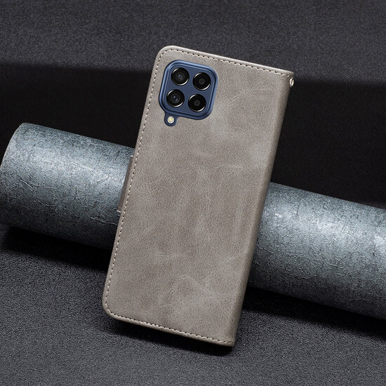 Samsung Galaxy M53 Hoesje - MobyDefend Wallet Book Case Met Koord - Grijs