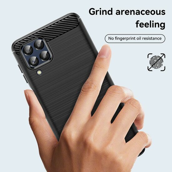 Samsung Galaxy M53 Hoesje - MobyDefend TPU Backcover - Geborstelde Metaal &amp; Carbon-Look - Rood