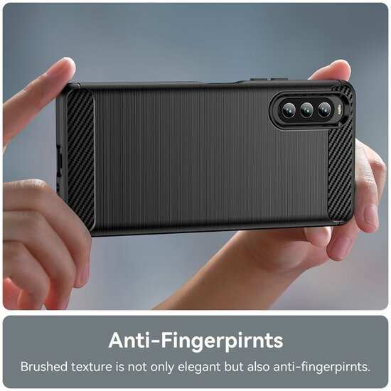 Sony Xperia 10 IV Hoesje - MobyDefend TPU Backcover - Geborstelde Metaal &amp; Carbon-Look - Zwart