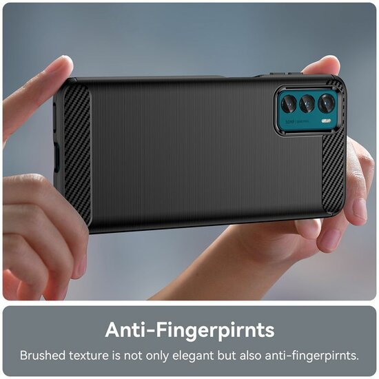 Motorola Moto G42 Hoesje - MobyDefend TPU Backcover - Geborstelde Metaal &amp; Carbon-Look - Zwart