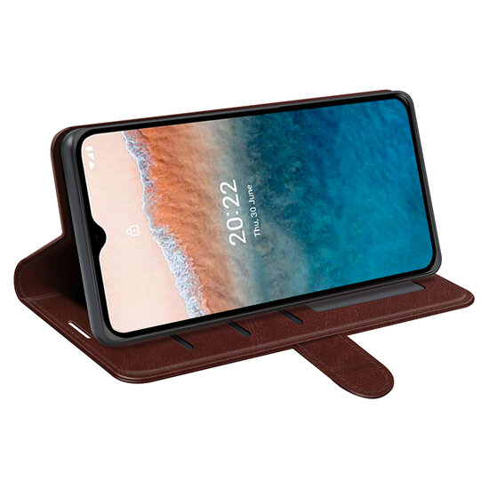 Nokia C21 Plus Hoesje - MobyDefend Wallet Book Case (Sluiting Achterkant) - Bruin