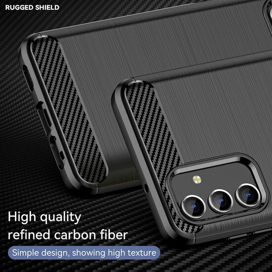 Samsung Galaxy A04s Hoesje - MobyDefend TPU Backcover - Geborstelde Metaal &amp; Carbon-Look - Zwart