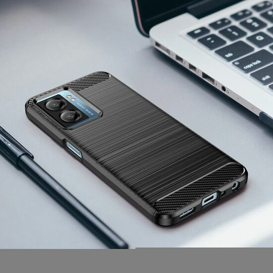 Oppo A57 / A57s / A77 Hoesje - MobyDefend TPU Backcover - Geborstelde Metaal &amp; Carbon-Look - Zwart
