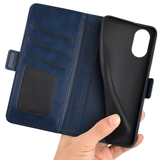 Oppo A17 Hoesje, MobyDefend Luxe Wallet Book Case (Sluiting Zijkant), Blauw