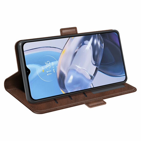 Motorola Moto E22 / E22i Hoesje - MobyDefend Luxe Wallet Book Case (Sluiting Zijkant) - Bruin