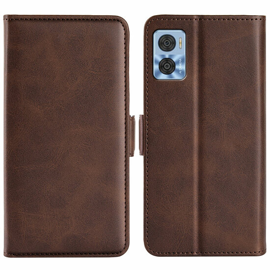 Motorola Moto E22 / E22i Hoesje - MobyDefend Luxe Wallet Book Case (Sluiting Zijkant) - Bruin