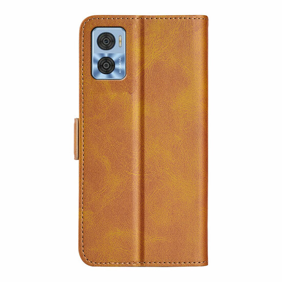 Motorola Moto E22 / E22i Hoesje, MobyDefend Luxe Wallet Book Case (Sluiting Zijkant), Lichtbruin