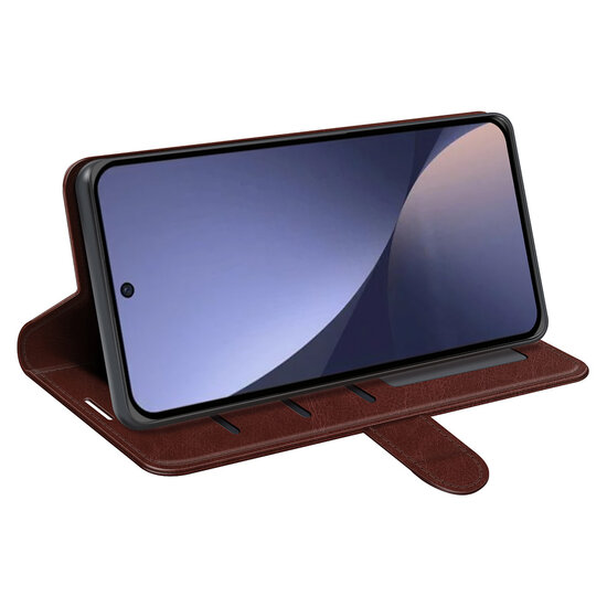 Xiaomi 13 Pro Hoesje - MobyDefend Wallet Book Case (Sluiting Achterkant) - Bruin