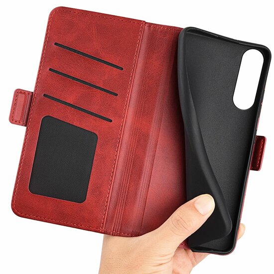 Sony Xperia 1 V Hoesje - MobyDefend Luxe Wallet Book Case (Sluiting Zijkant) - Rood