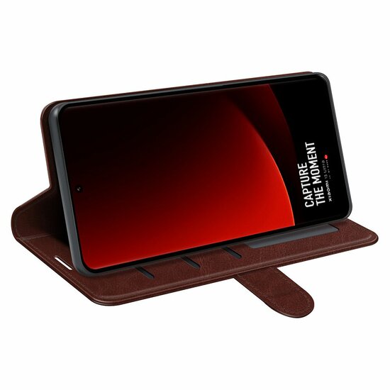 Xiaomi 13 Ultra Hoesje - MobyDefend Wallet Book Case (Sluiting Achterkant) - Bruin