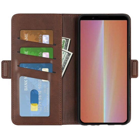 Sony Xperia 5 V Hoesje - MobyDefend Luxe Wallet Book Case (Sluiting Zijkant) - Bruin
