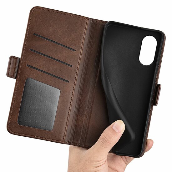 Sony Xperia 5 V Hoesje - MobyDefend Luxe Wallet Book Case (Sluiting Zijkant) - Bruin