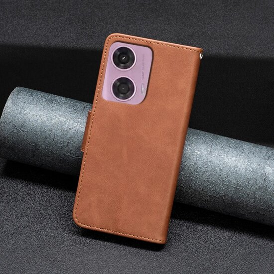 Motorola Moto G34 Hoesje - MobyDefend Wallet Book Case Met Koord - Bruin