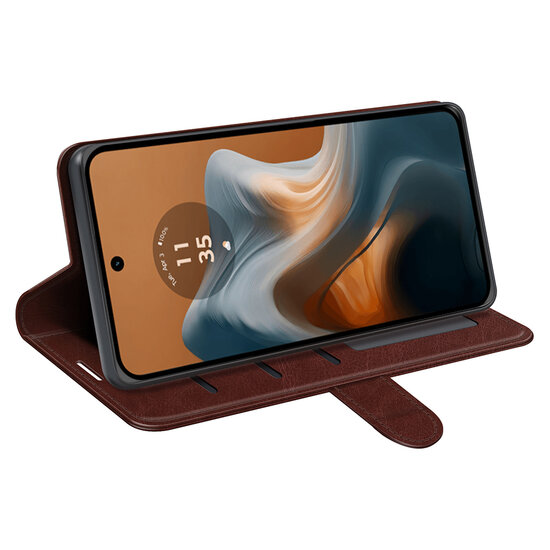Motorola Moto G34 Hoesje - MobyDefend Wallet Book Case (Sluiting Achterkant) - Bruin