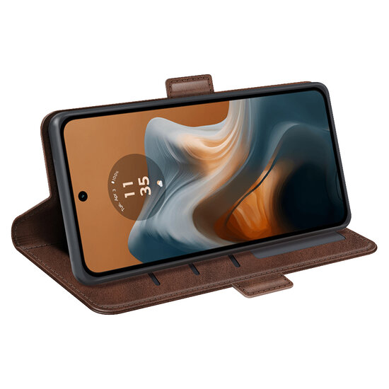 Motorola Moto G34 Hoesje - MobyDefend Luxe Wallet Book Case (Sluiting Zijkant) - Bruin