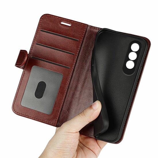 OnePlus Nord CE 4 Hoesje - MobyDefend Wallet Book Case (Sluiting Achterkant) - Bruin