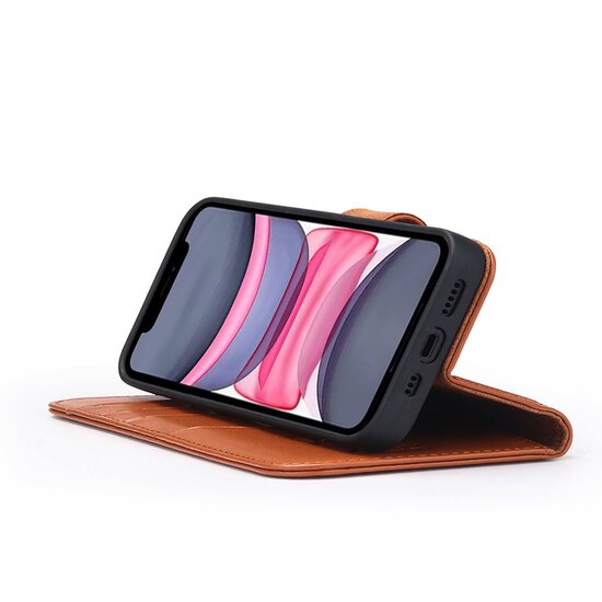 iPhone 11 Hoesje - Luxe MobyDefend Wallet Bookcase - Lichtbruin