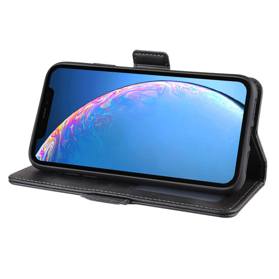iPhone 11 Hoesje - MobyDefend Luxe Wallet Book Case (Sluiting Zijkant) - Zwart