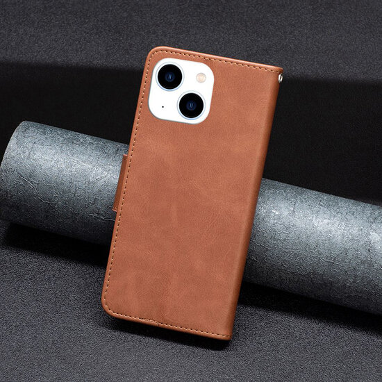 iPhone 15 Hoesje - MobyDefend Wallet Book Case Met Koord - Bruin