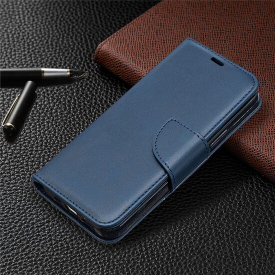 iPhone 12 / iPhone 12 Pro Hoesje - MobyDefend Wallet Book Case Met Koord - Blauw