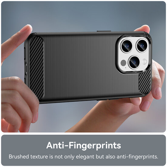 iPhone 15 Pro Hoesje - MobyDefend TPU Backcover - Geborstelde Metaal &amp; Carbon-Look - Zwart