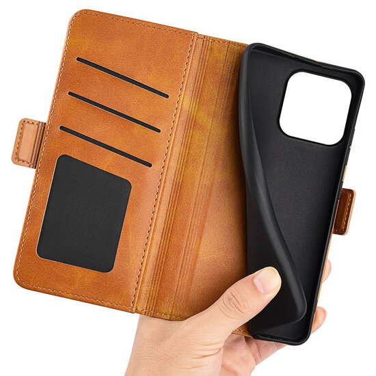 iPhone 15 Pro Max Hoesje - MobyDefend Luxe Wallet Book Case (Sluiting Zijkant) - Lichtbruin