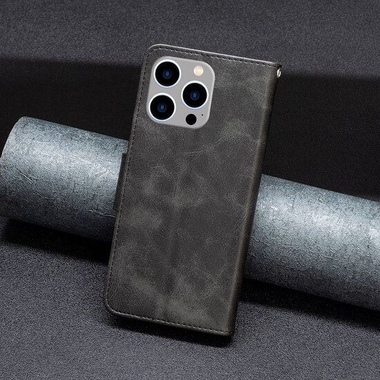 iPhone 15 Pro Max Hoesje - MobyDefend Wallet Book Case Met Koord - Zwart