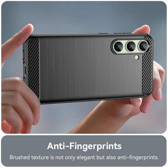 Samsung Galaxy S24 FE Hoesje - MobyDefend TPU Backcover - Geborstelde Metaal &amp; Carbon-Look - Zwart