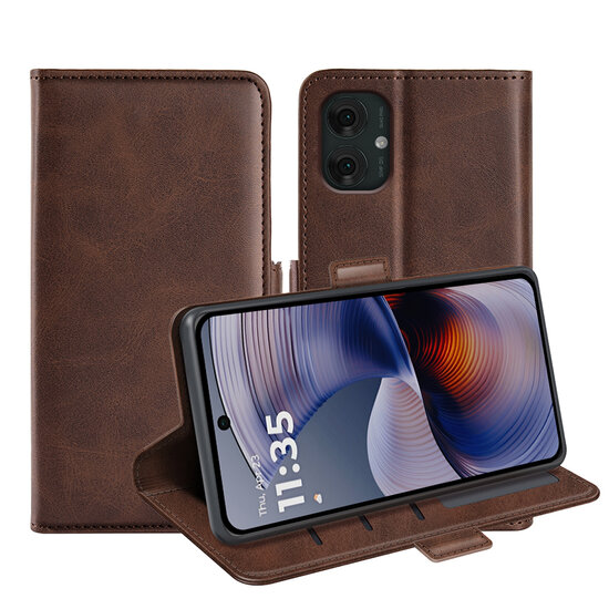 Motorola Moto G55 Hoesje - MobyDefend Luxe Wallet Book Case (Sluiting Zijkant) - Bruin