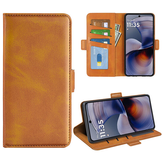 Motorola Moto G55 Hoesje - MobyDefend Luxe Wallet Book Case (Sluiting Zijkant) - Lichtbruin