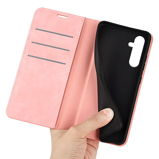 Samsung Galaxy A16 Hoesje - MobyDefend Luxe Wallet Bookcase (Magnetische Sluiting) - Roze