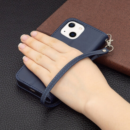 iPhone 13 Mini Hoesje - MobyDefend Wallet Book Case Met Koord - Blauw