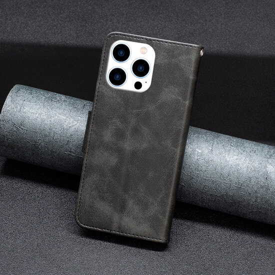 iPhone 14 Pro Hoesje - MobyDefend Wallet Book Case Met Koord - Zwart